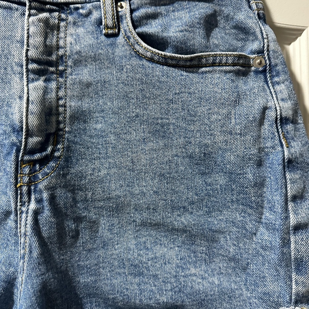 Wild Fable Denim Blue Women's Vintage Look Shorts - Size 10 - Picture 5 of 7